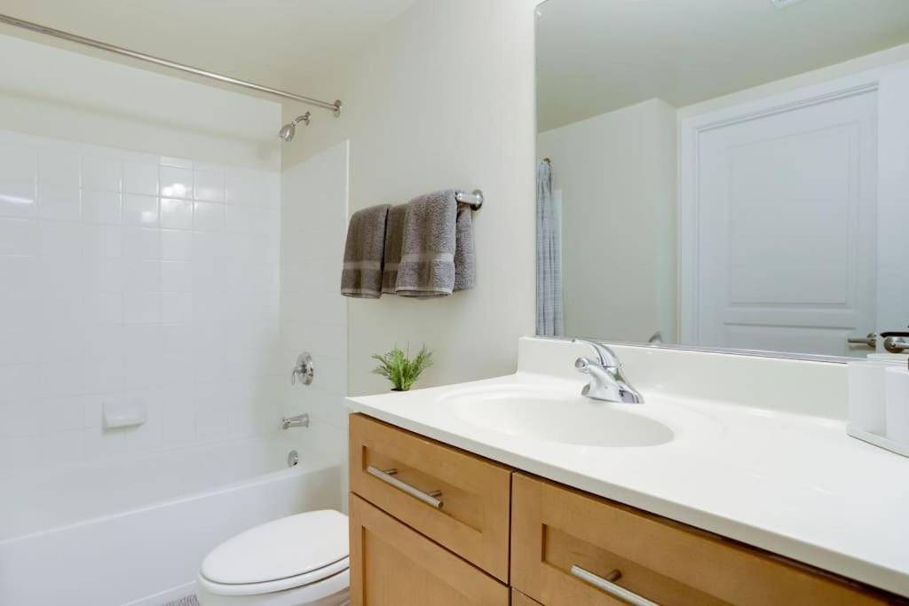 Condo With Gym And Pool In Pentagon City 8Min To Dca Arlington Kültér fotó
