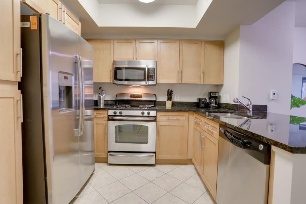 Condo With Gym And Pool In Pentagon City 8Min To Dca Arlington Kültér fotó